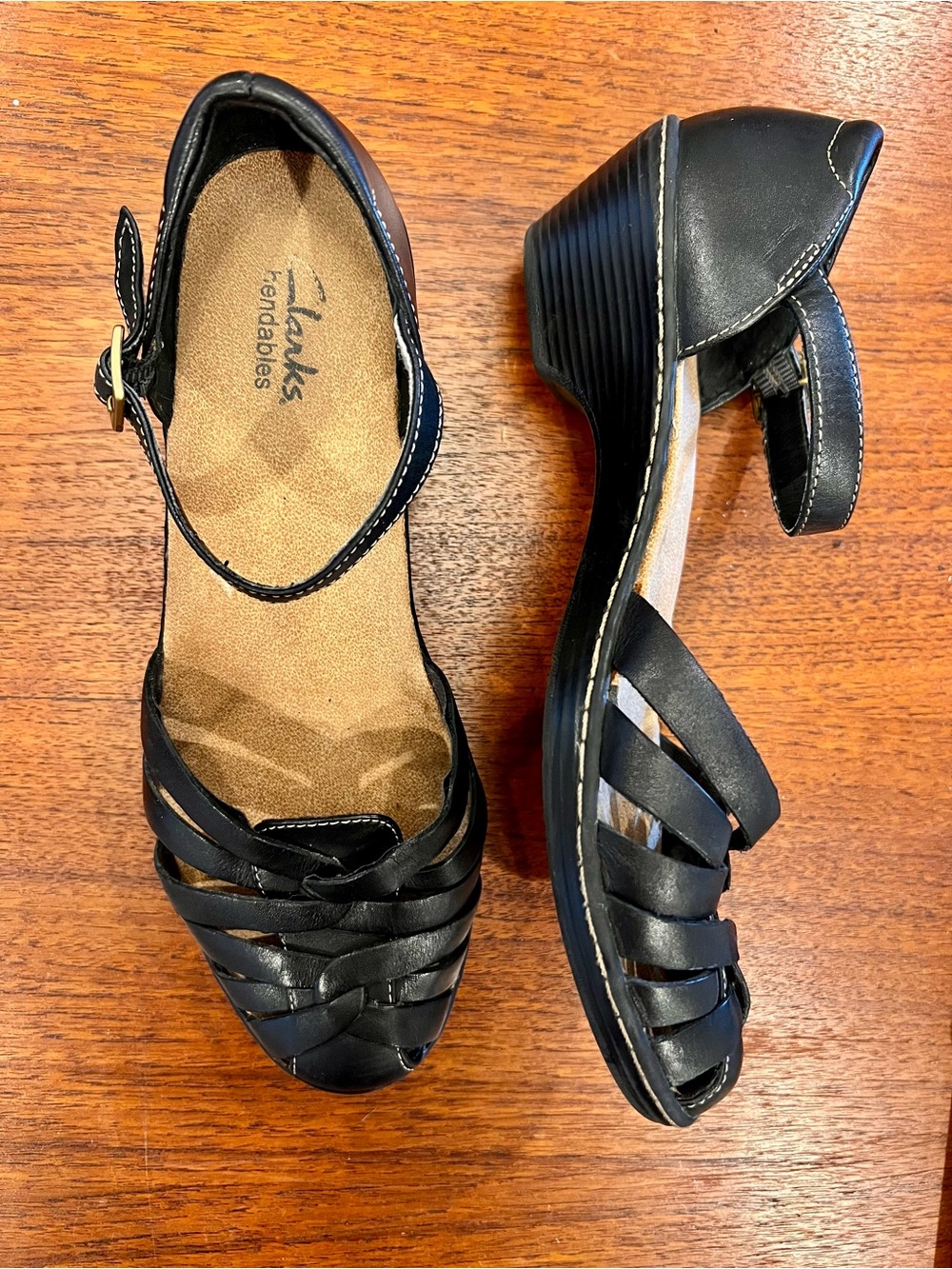 Clarks Black Leather Woven Comfort Fisherman Sandals with Strap and Low Heel